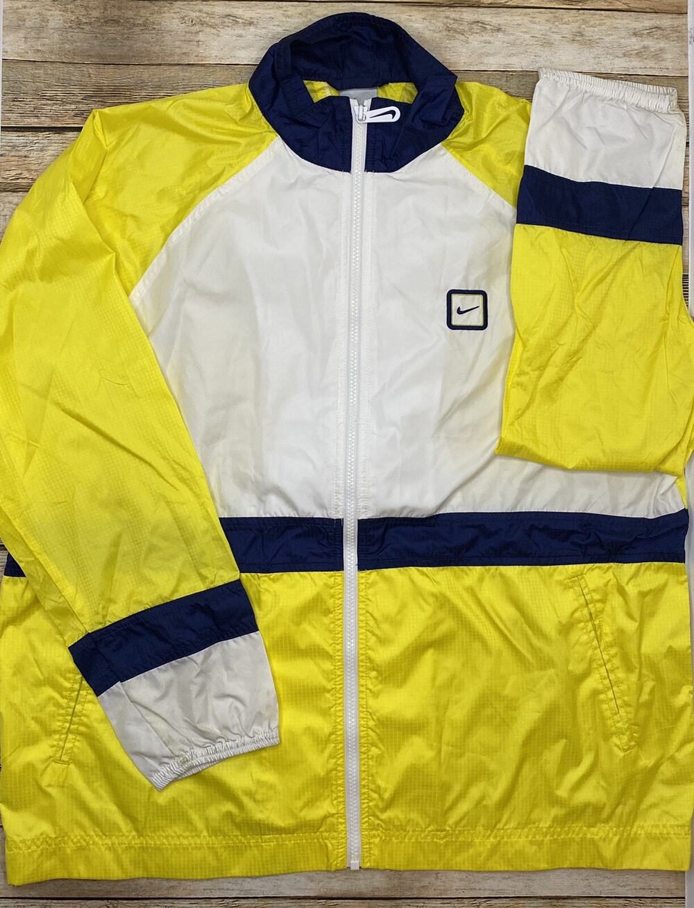 Nike Womens Size L(12-14) Bright Yellow Full Zip Windbreaker Athletic Jacket